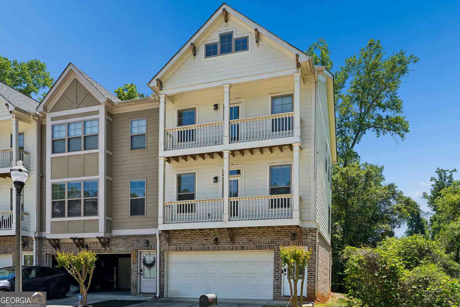 Townhouse For Rent - 2424 Misty Hollow Place<br/> Atlanta, GA 30337