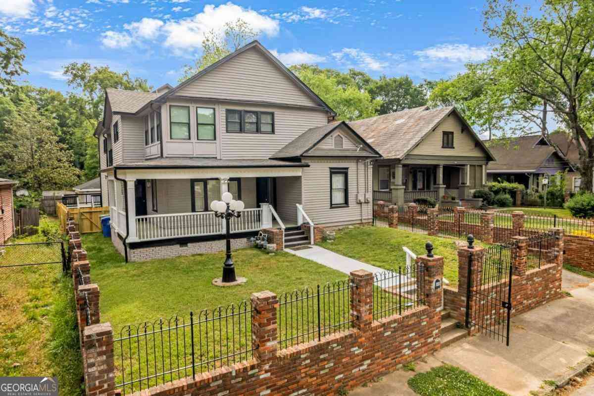 Multifamily For Rent - 660 Queen Street SW #B<br/> Atlanta, GA 30310