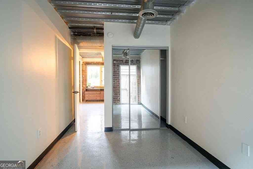 Apartment For Rent - 15 Burbank Drive SW #3<br/> Atlanta, GA 30314