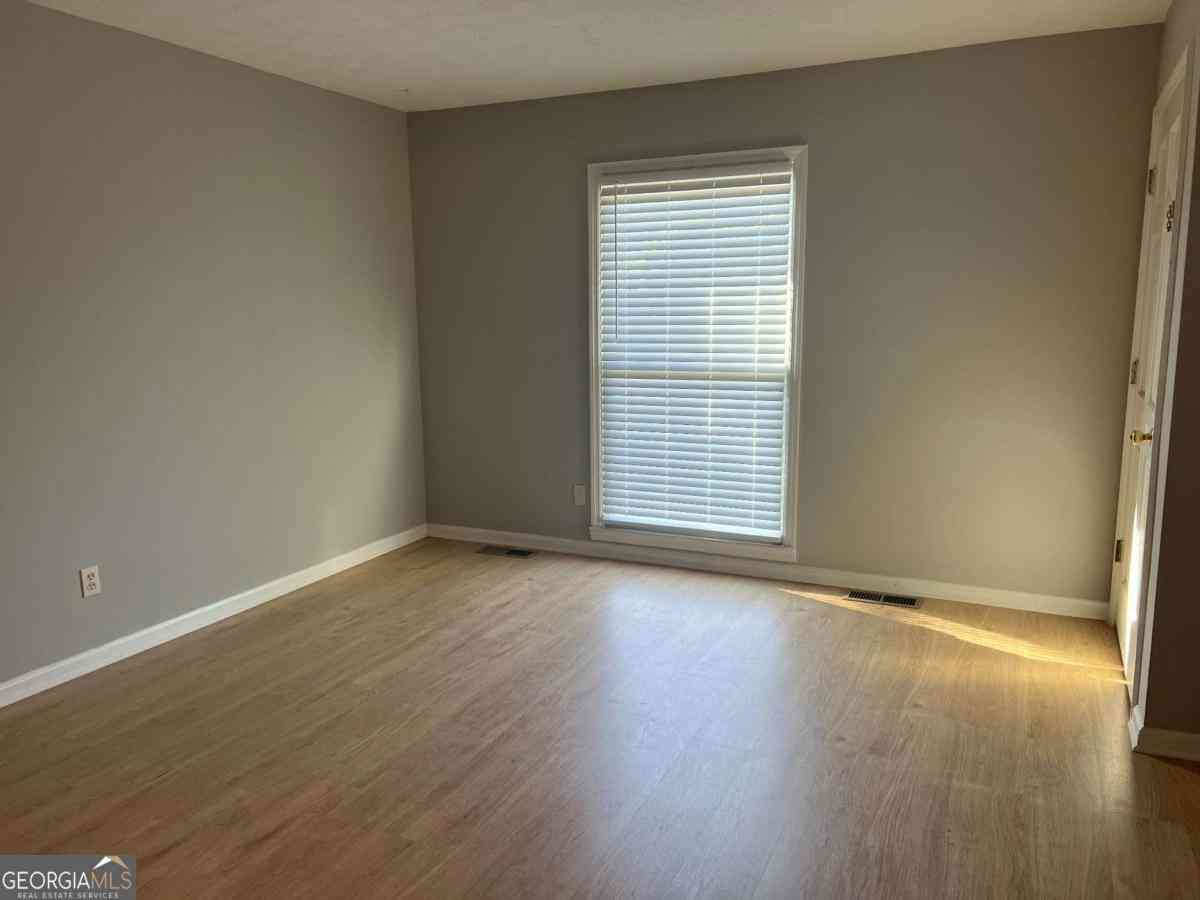 Multifamily For Rent - 1650 Beechwood Boulevard NW #A<br/> Gainesville, GA 30504