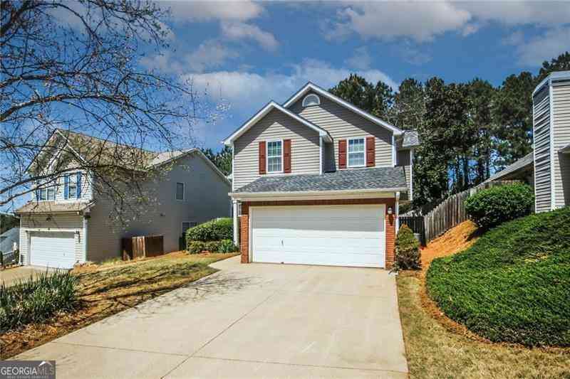 Homes For Rent - 121 Stoneforest Drive<br/> Woodstock, GA 30189