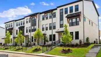 Townhouse For Rent - 101 Holt Lane<br/> Lawrenceville, GA 30046