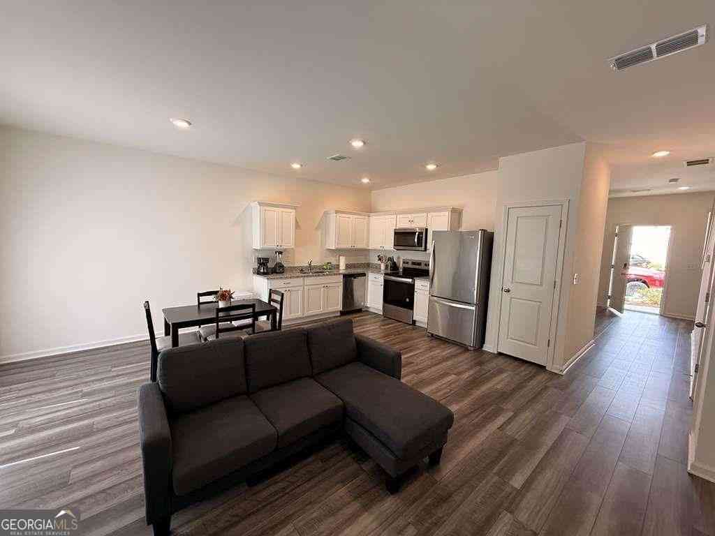 Townhouse For Rent - 105 Thetford Way<br/> Winder, GA 30680