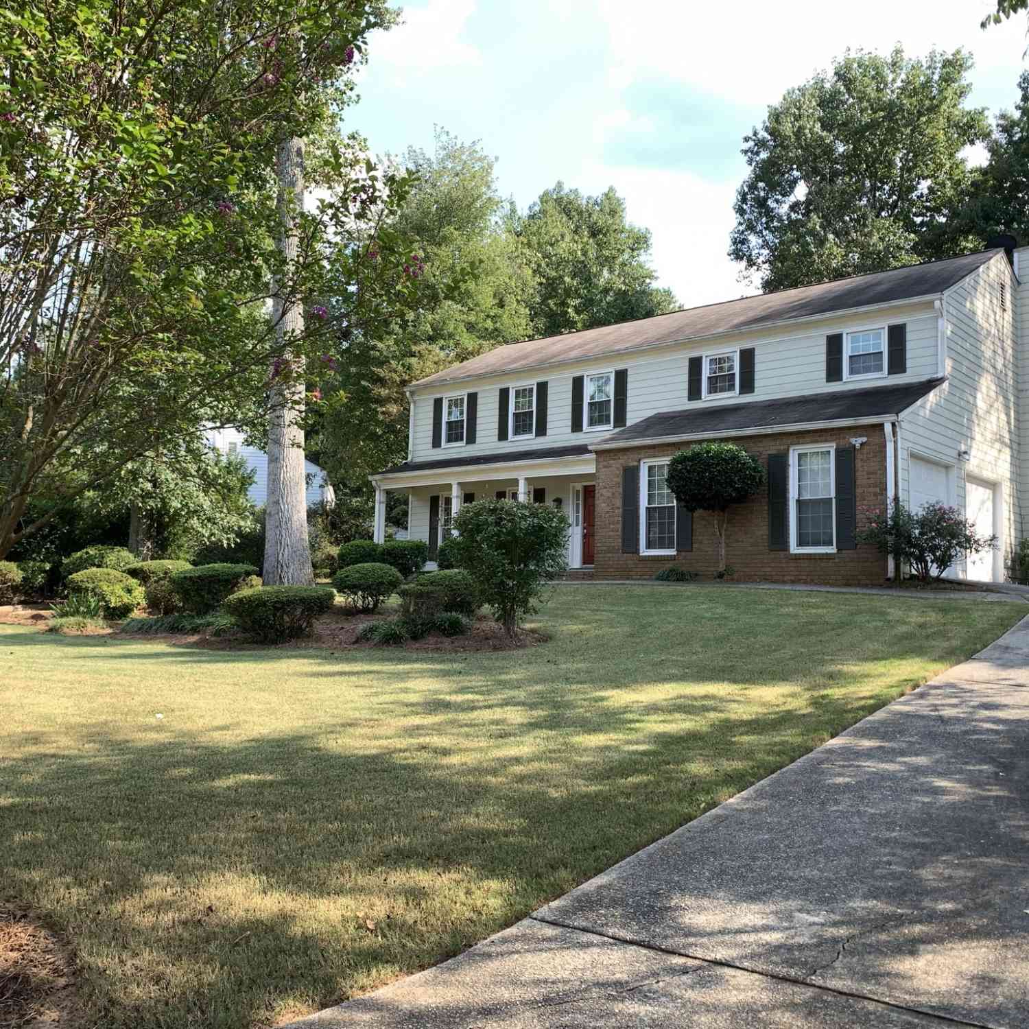 Homes For Rent - 4536 Woodlawn Lake Drive<br/> Marietta, GA 30068