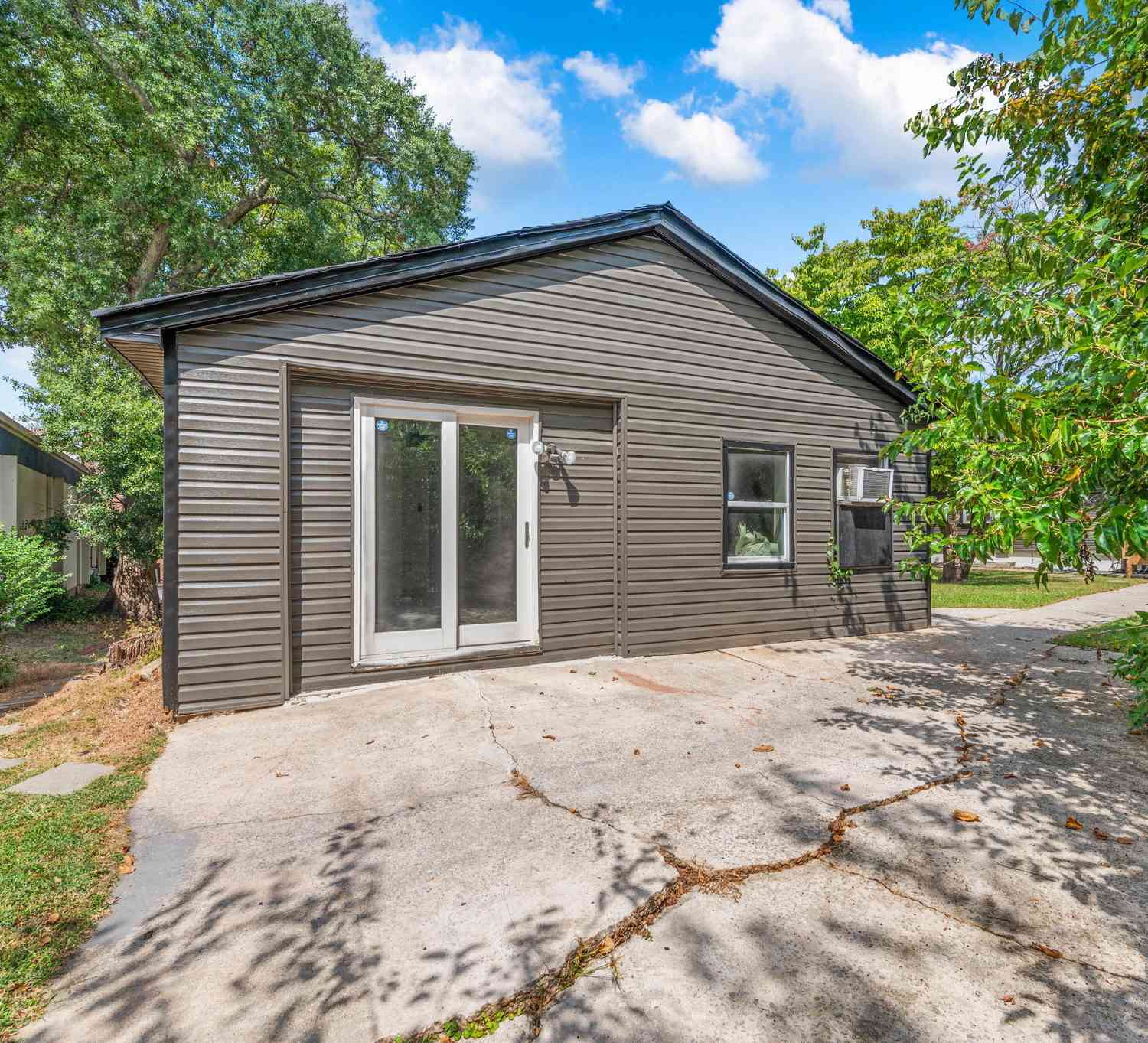 Other For Rent - 590 Glen Iris Drive NE #C<br/> Atlanta, GA 30308