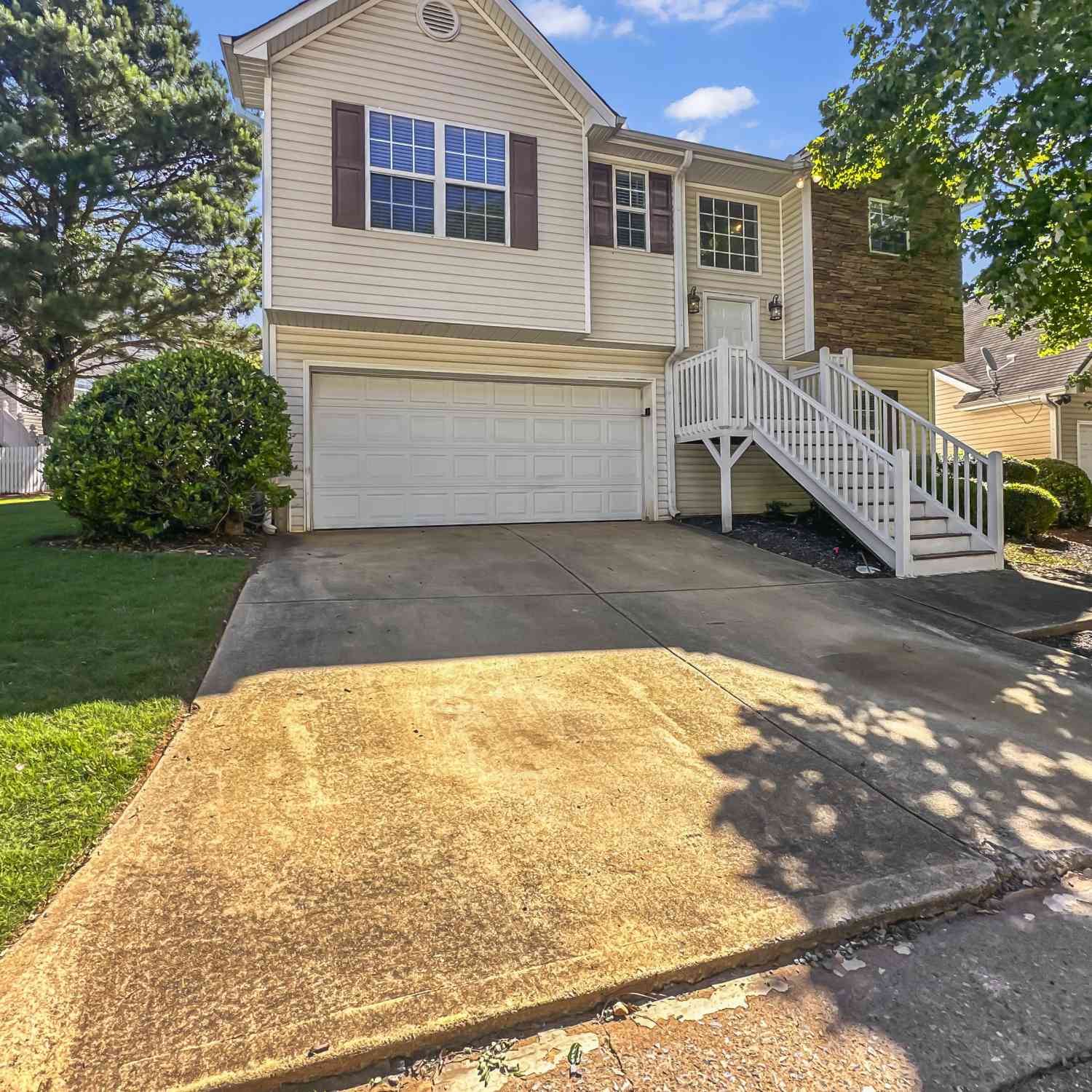 Homes For Rent - 90 Greystone Circle<br/> Hiram, GA 30141