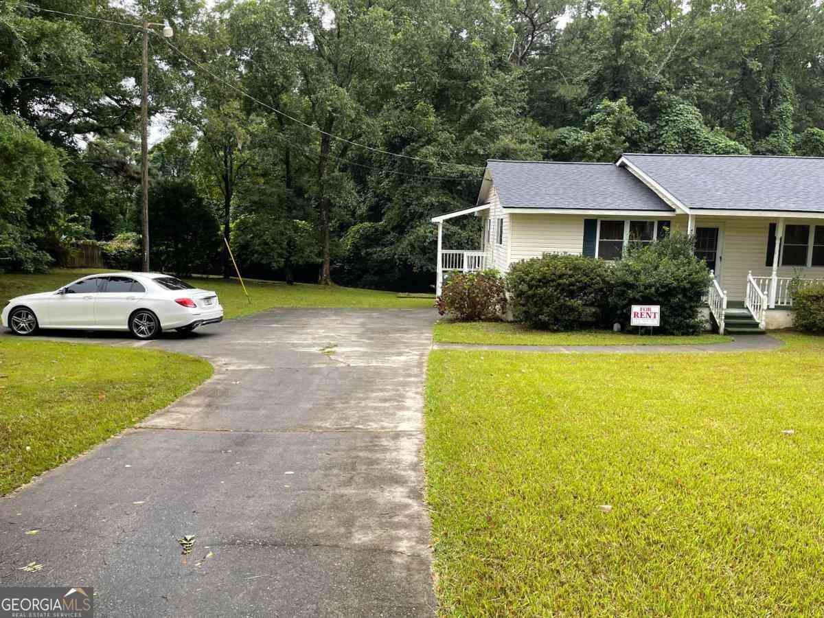 Homes For Rent - 1031 Rock Springs Road<br/> Lawrenceville, GA 30043