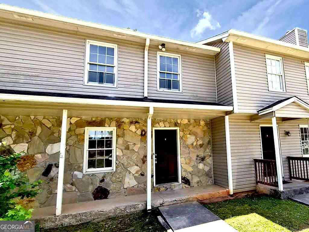 Townhouse For Rent - 3360 Club Drive #C<br/> Lawrenceville, GA 30044