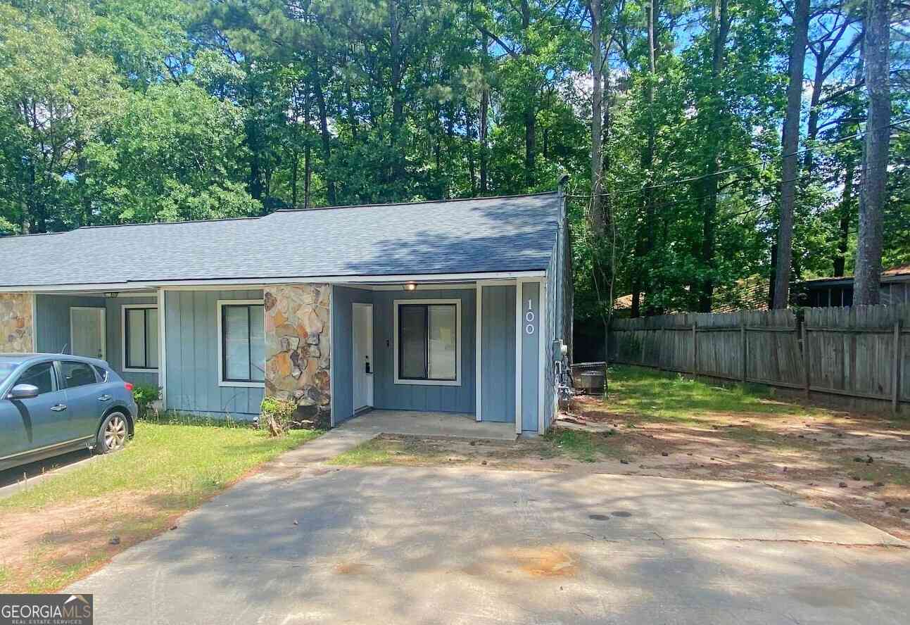 Apartment For Rent - 100 Spring Court<br/> Fairburn, GA 30213