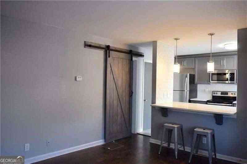 Condo For Rent - 112 Ardmore Place #3<br/> Atlanta, GA 30309