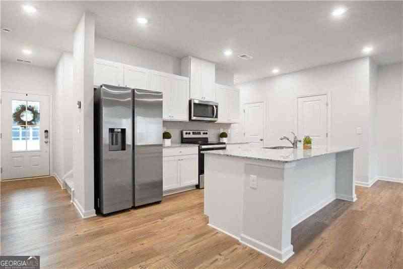 Townhouse For Rent - 5332 Melbourne Lane<br/> Hall County, Flowery Branch, GA 30542