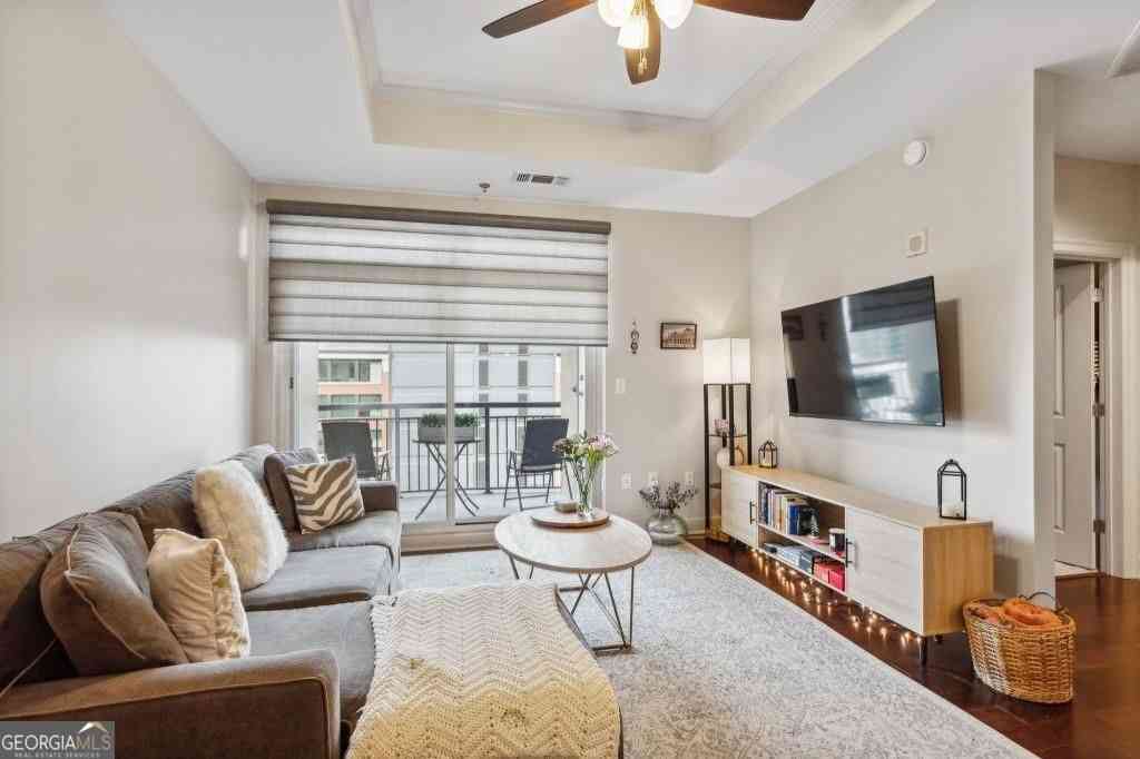 Condo For Rent - 325 East Paces Ferry Road #1410<br/> Atlanta, GA 30305