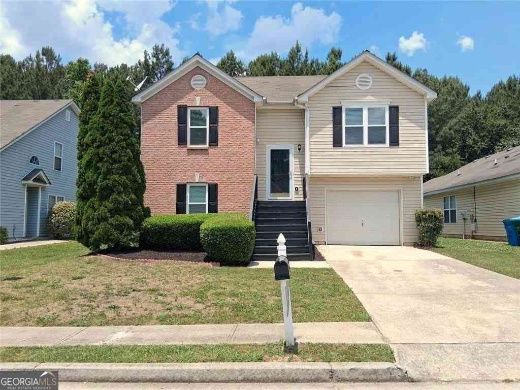 Homes For Rent - 3617 Oakland Spring Court<br/> Snellville, GA 30039