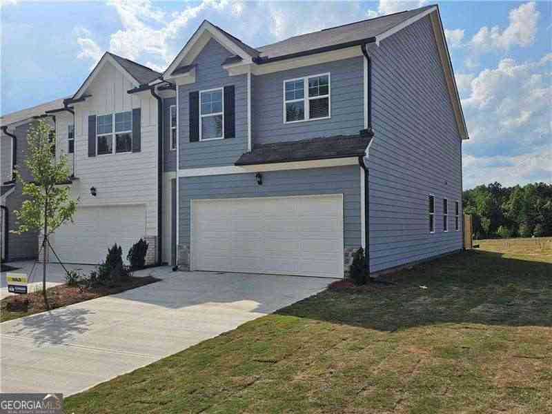 Townhouse For Rent - 27 Berryville Drive<br/> Dawson County, Dawsonville, GA 30534