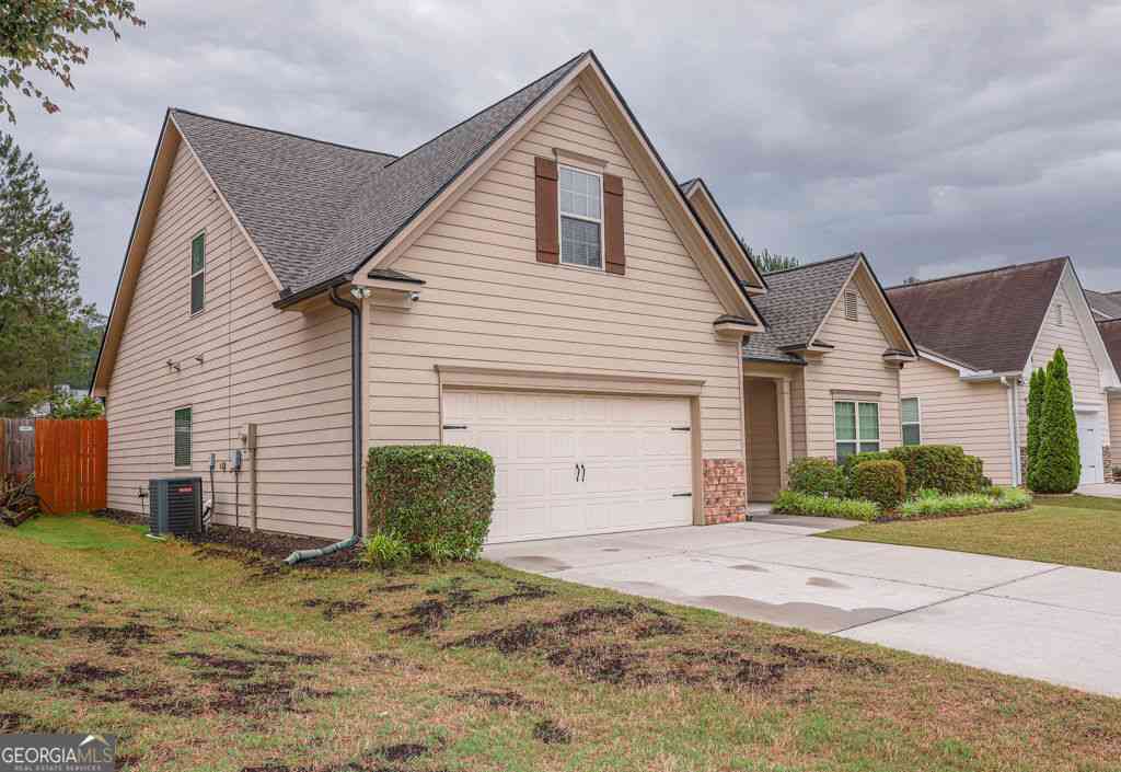 Homes For Rent - 2241 Line Drive<br/> Lawrenceville, GA 30043
