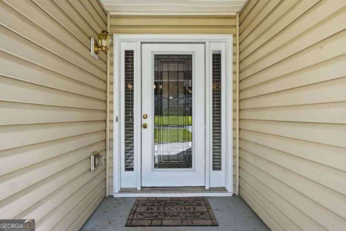 Homes For Rent - 540 Sterling Hill Drive<br/> Lawrenceville, GA 30046