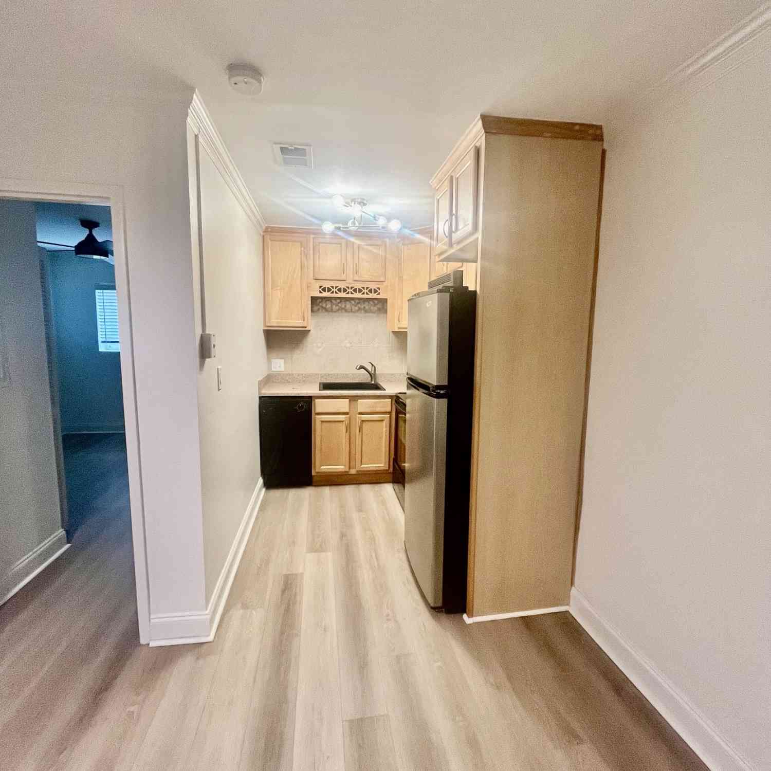 Condo For Rent - 2018 S Milledge Avenue #APT 2<br/> Athens, GA 30605