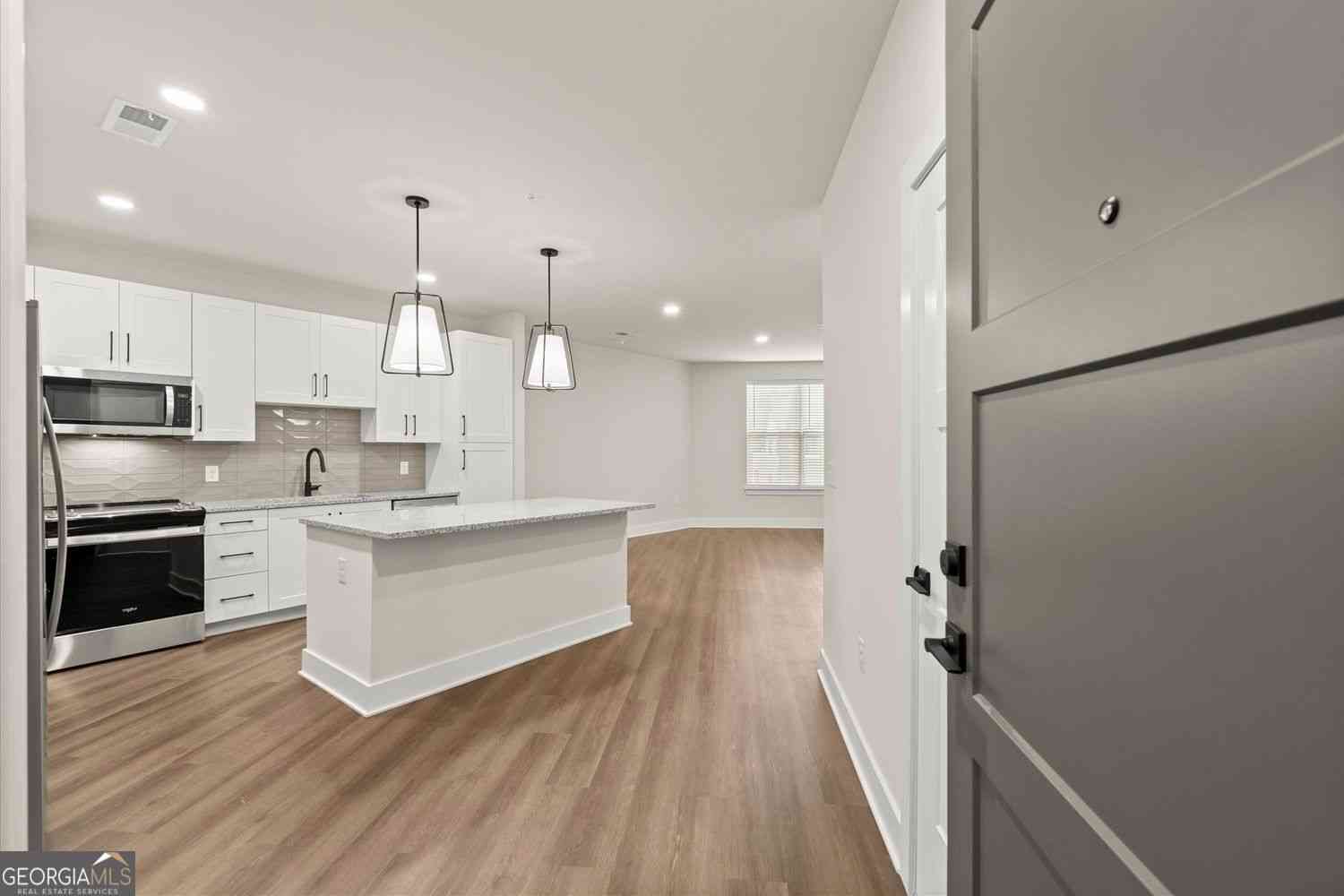 Condo For Rent - 2648 Sandy Plains Road #422<br/> Marietta, GA 30066