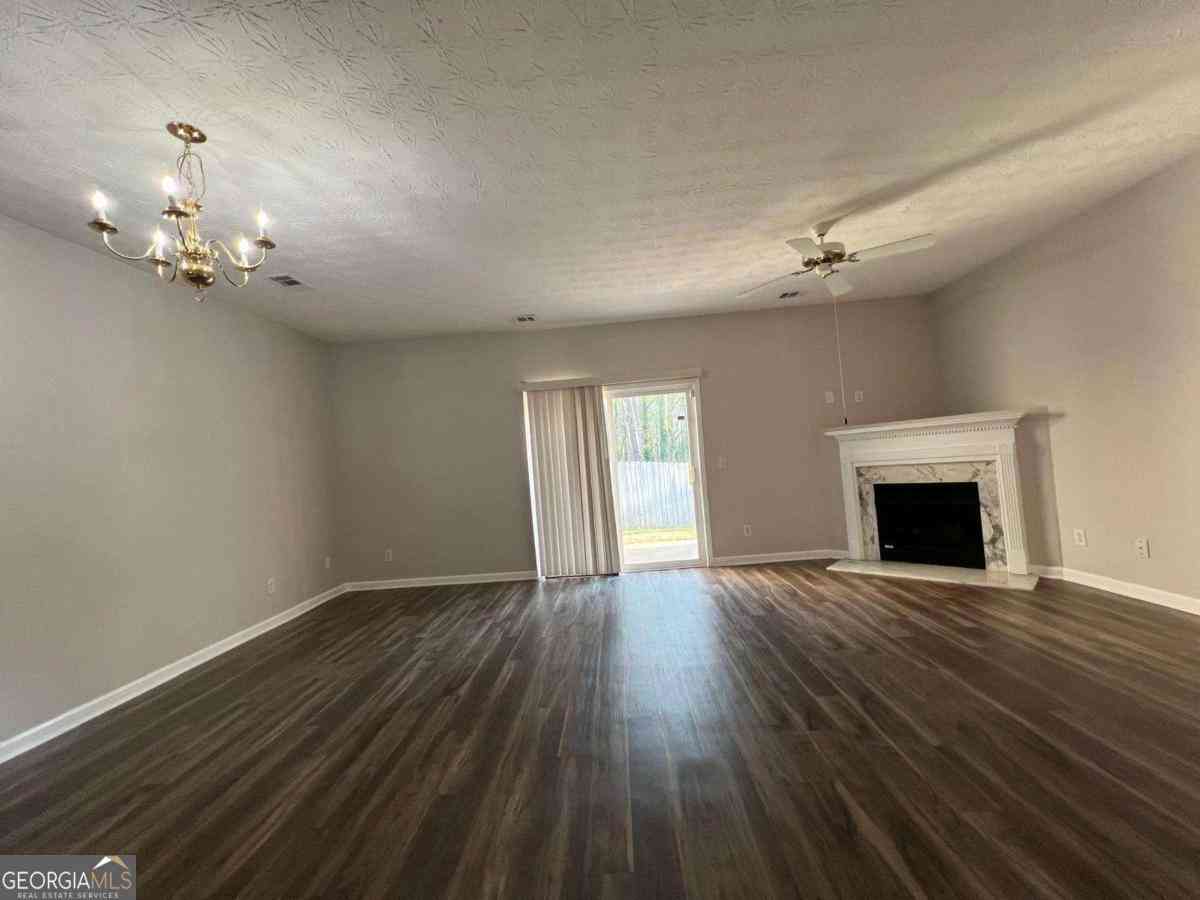 Condo For Rent - 3795 Austin Park Lane<br/> Decatur, GA 30032