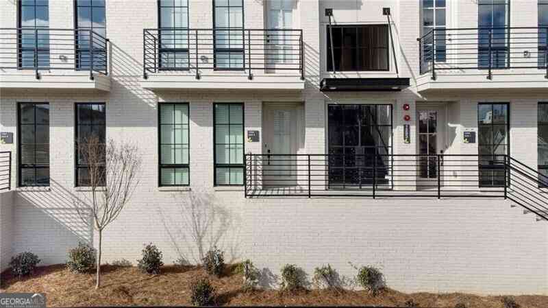 Condo For Rent - 1293 Longreen Terrace NW #4<br/> Atlanta, GA 30318