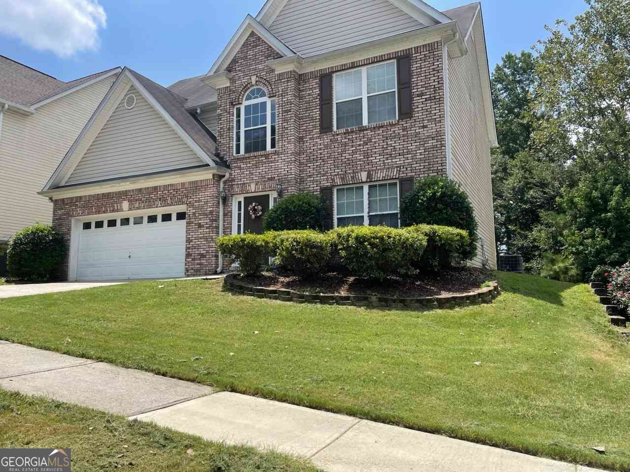 Homes For Rent - 4081 Preserve Trail<br/> Snellville, GA 30039