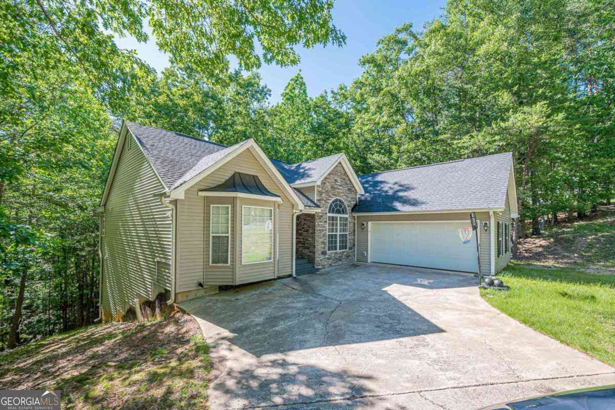 Homes For Rent - 262 Morse Elm Loop<br/> Waleska, GA 30183