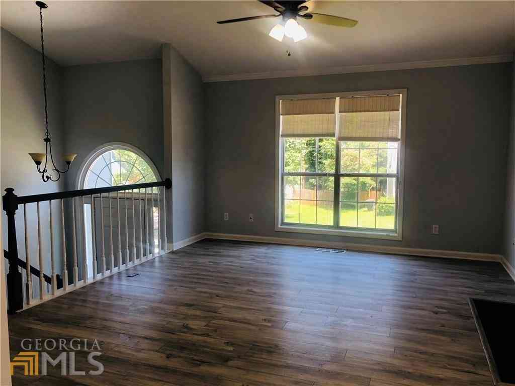 Homes For Rent - 1012 Marina Trace Drive<br/> Acworth, GA 30101