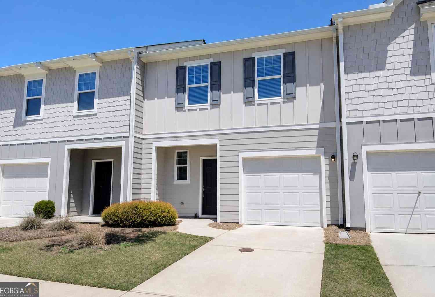 Townhouse For Rent - 1045 Paddington Drive<br/> Cartersville, GA 30120