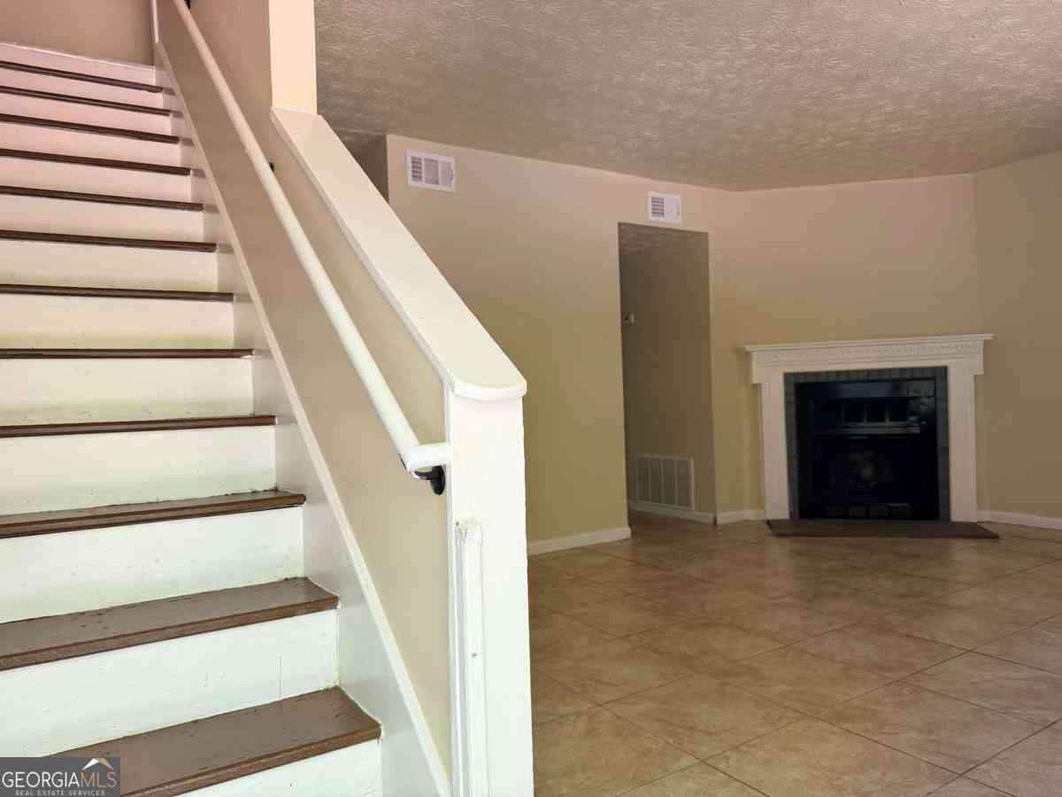 Multifamily For Rent - 728 Burnt Creek Drive NW #B<br/> Lilburn, GA 30047
