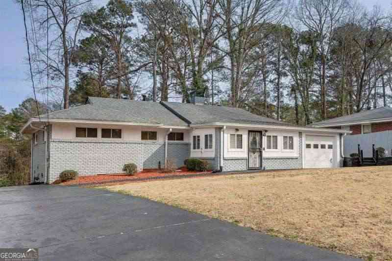 Homes For Rent - 1944 Cindy Drive<br/> Decatur, GA 30032