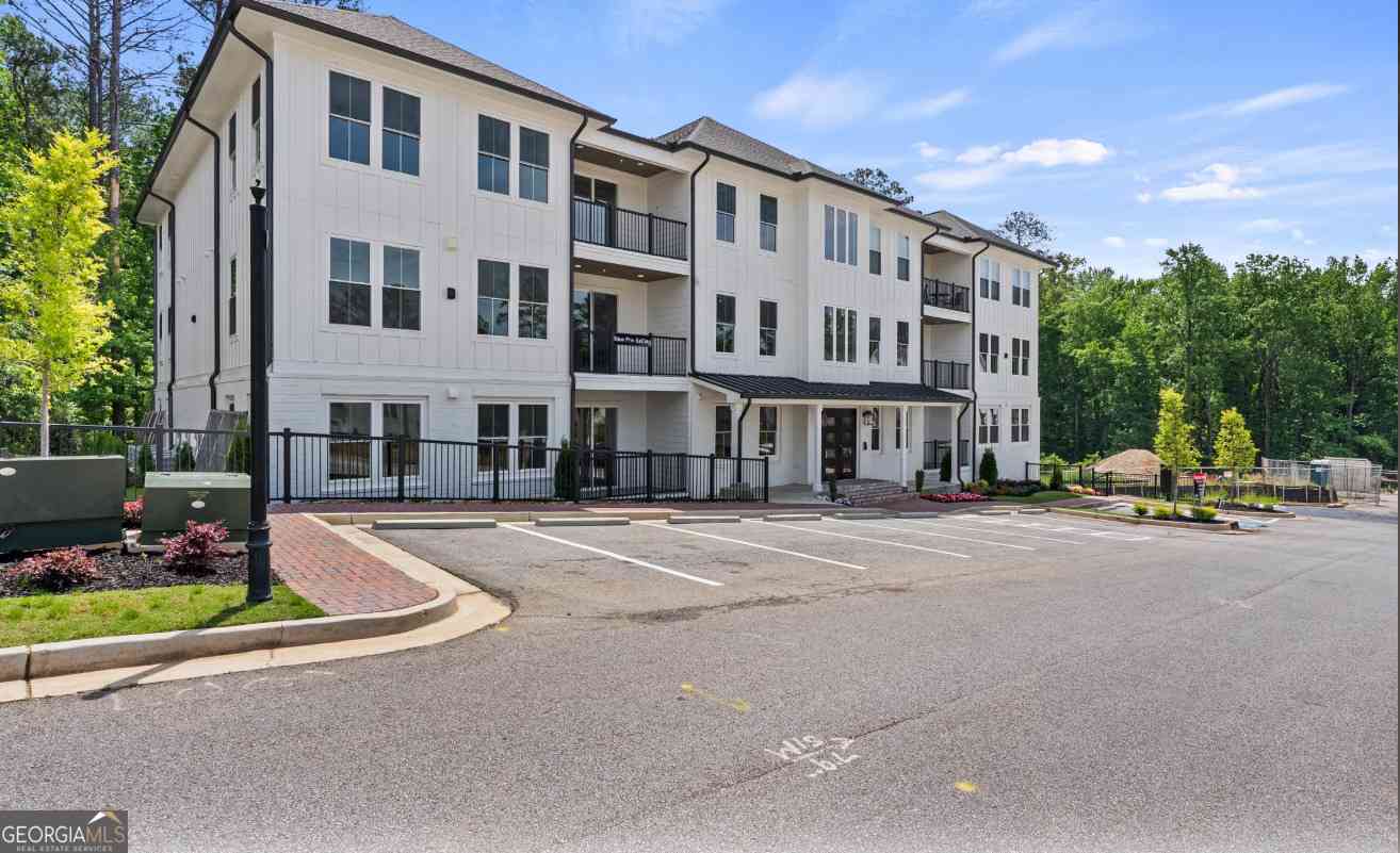 Condo For Rent - 1050 Blair Lane #201<br/> Peachtree City, GA 30269