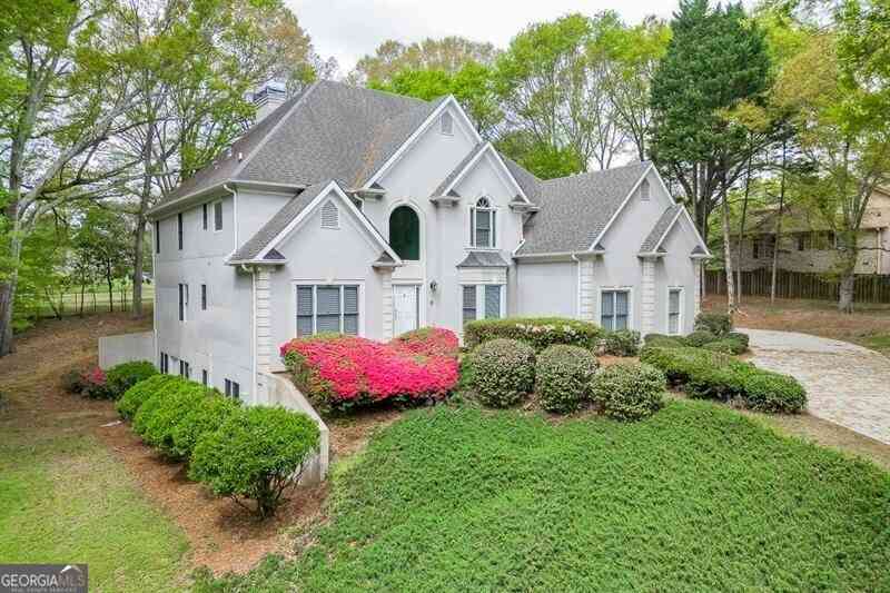 Homes For Rent - 9345 Riverclub Parkway<br/> Duluth, GA 30097
