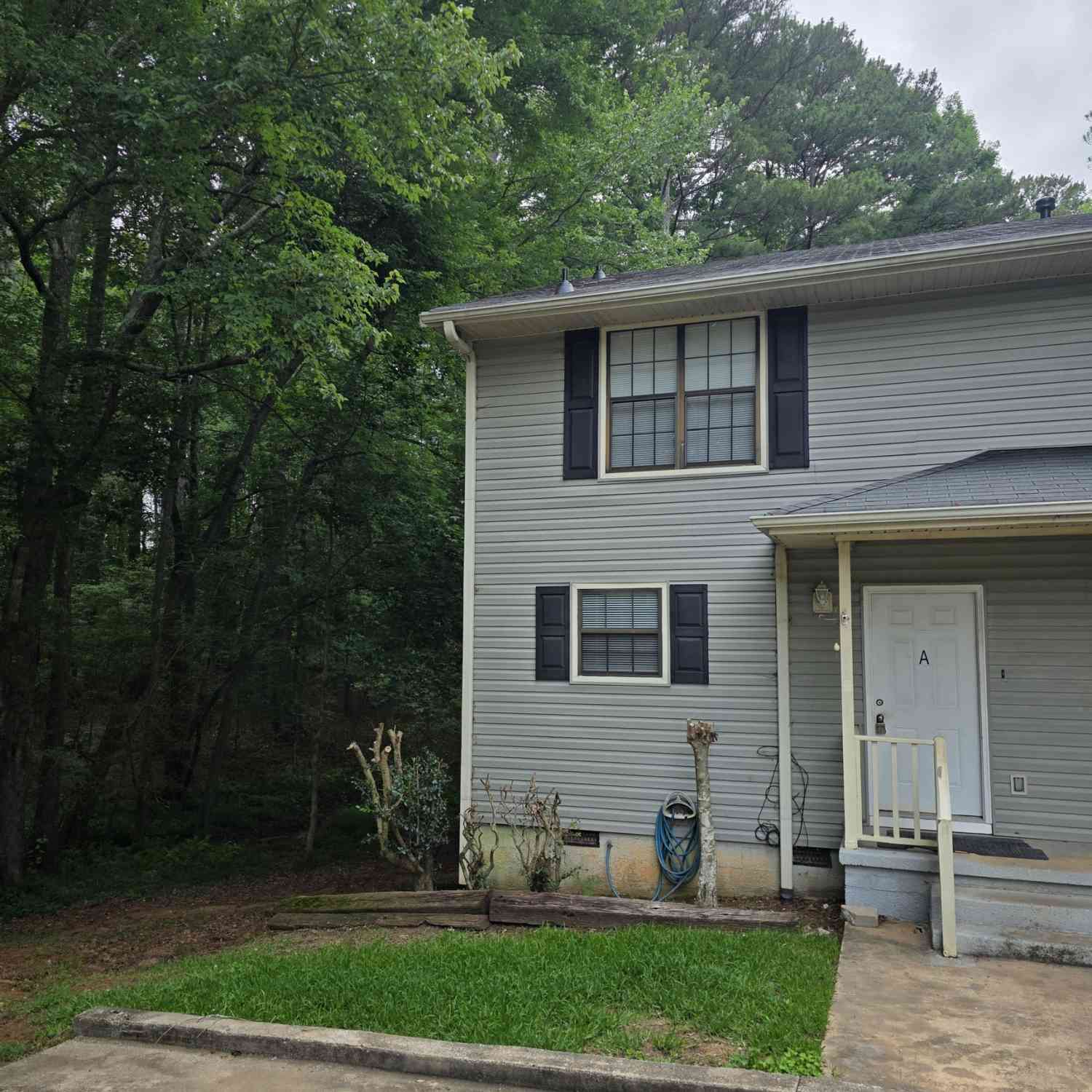 Multifamily For Rent - 300 Handley Ct A<br/> Tyrone, GA 30290