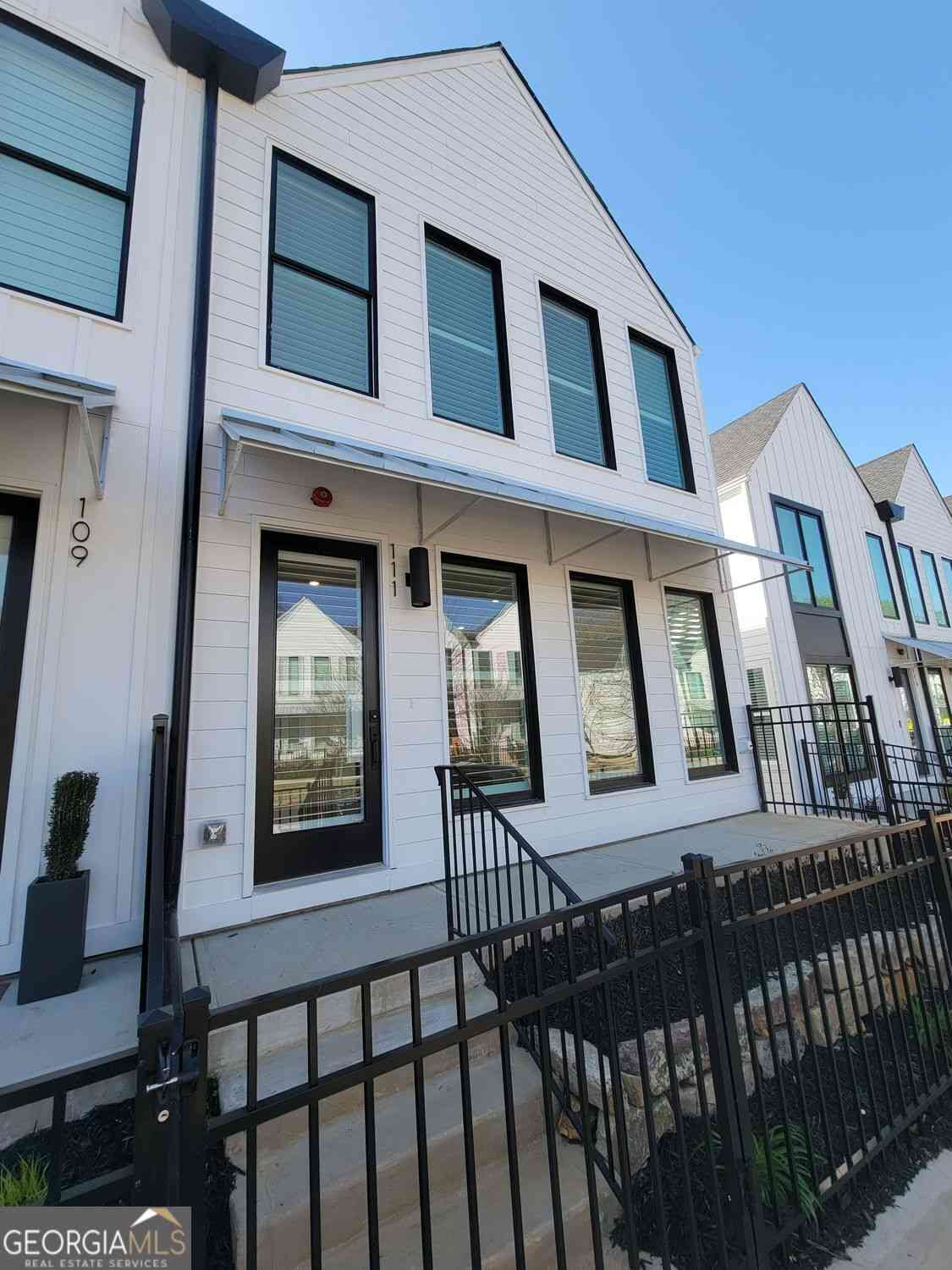 Townhouse For Rent - 111 Pearl Street<br/> Woodstock, GA 30188