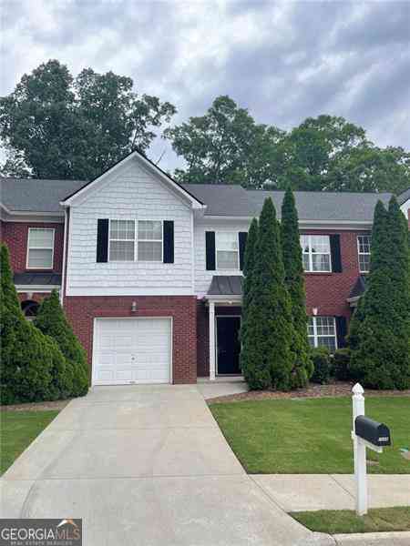 Townhouse For Rent - 1028 Montague Place Court<br/> Lawrenceville, GA 30043