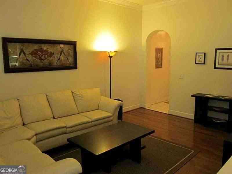 Condo For Rent - 3777 Peachtree Road NE #1733<br/> Brookhaven, GA 30319