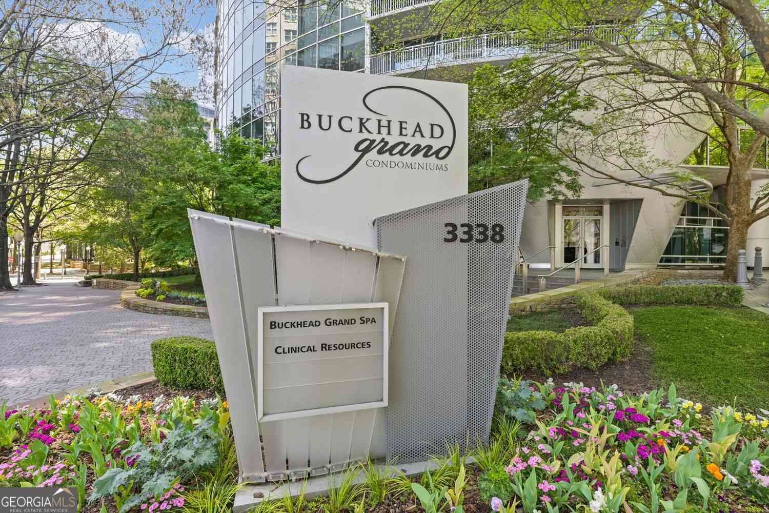 Condo For Rent - 3338 Peachtree Road NE #1105<br/> Atlanta, GA 30326