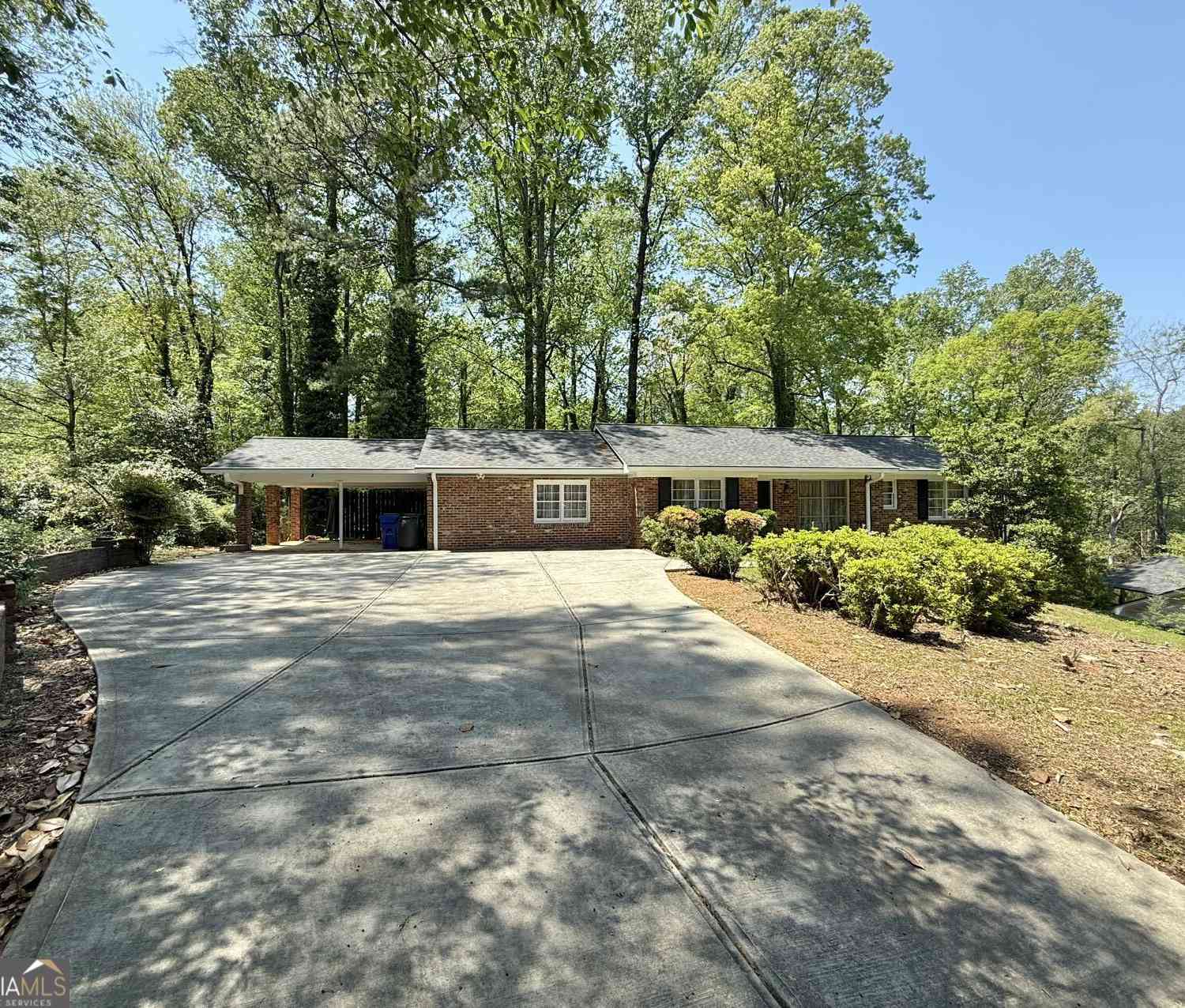 Homes For Rent - 1826 Winchester Trail<br/> Atlanta, GA 30341