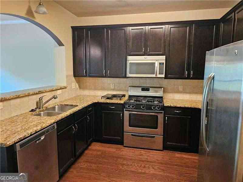Homes For Rent - 5043 Glencliff Drive<br/> Sugar Hill, GA 30518