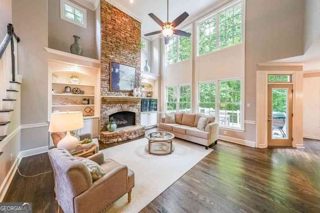Homes For Rent - 120 Heritage Court<br/> Roswell, GA 30075