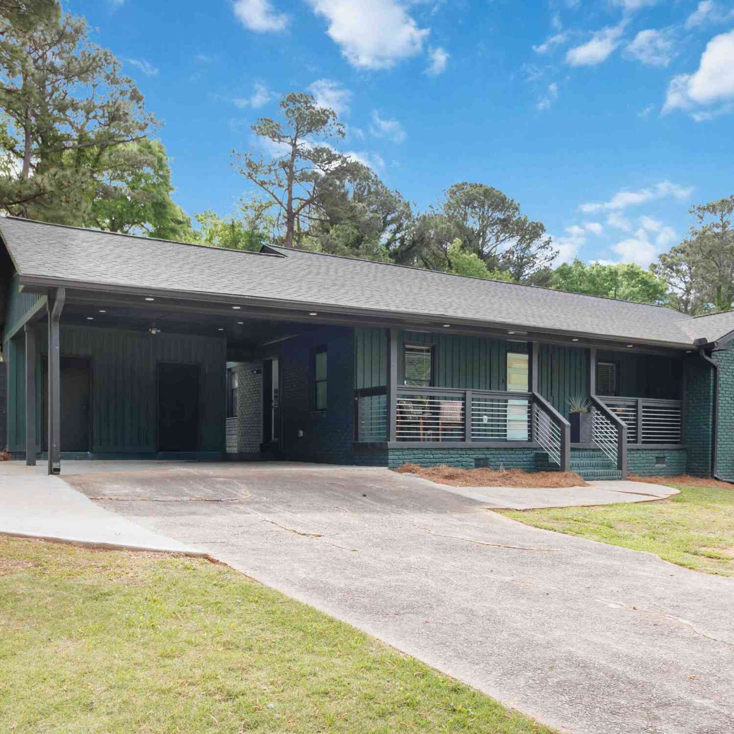 Multifamily For Rent - 758 Braemar Avenue SW #B<br/> Atlanta, GA 30311