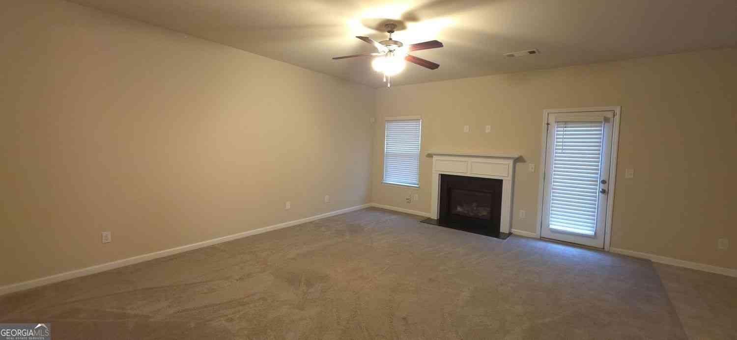 Homes For Rent - 515 Sea Dunes Court<br/> Loganville, GA 30052