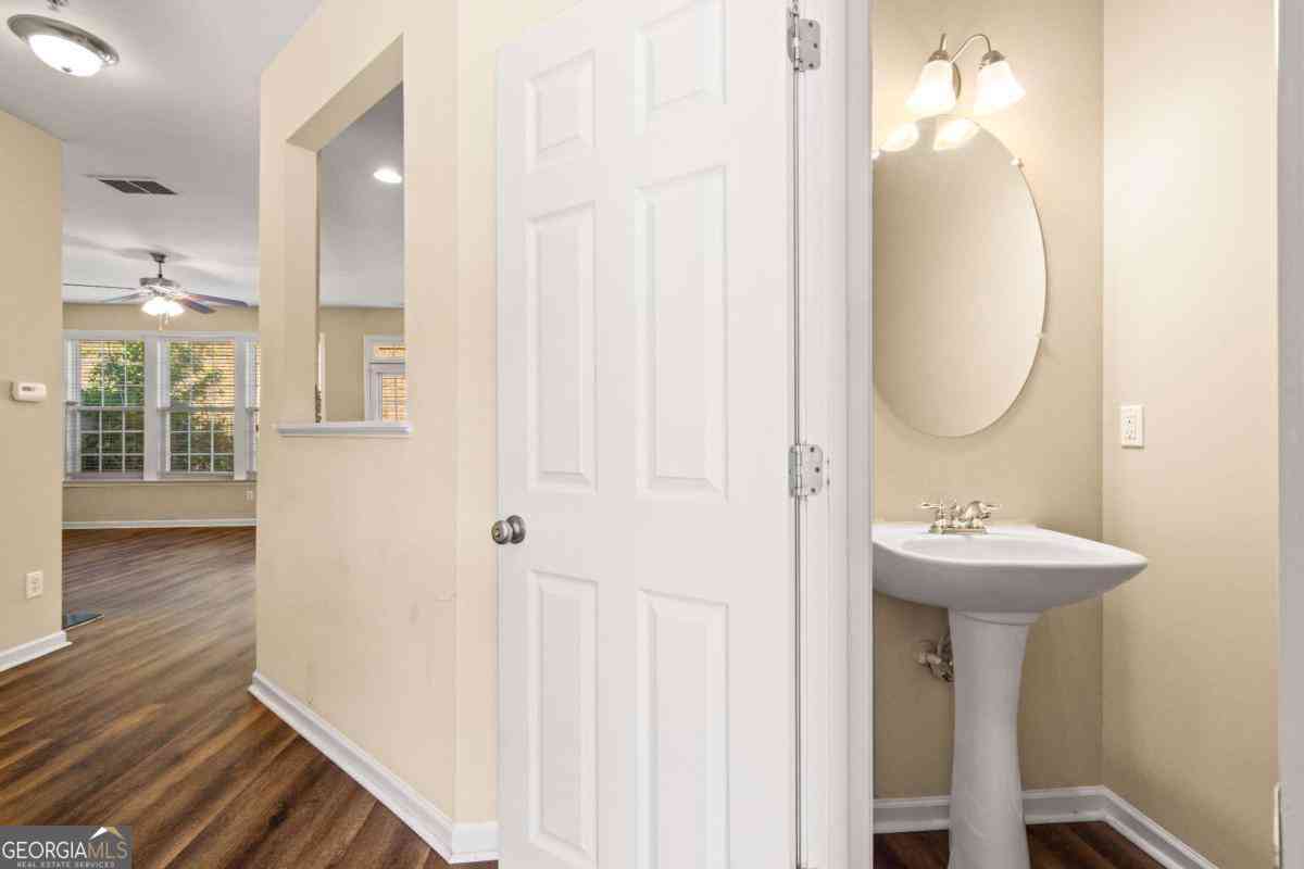 Townhouse For Rent - 3323 Castleberry Vil Circle<br/> Cumming, GA 30040