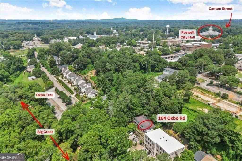 Townhouse For Rent - 164 Oxbo Road<br/> Roswell, GA 30075