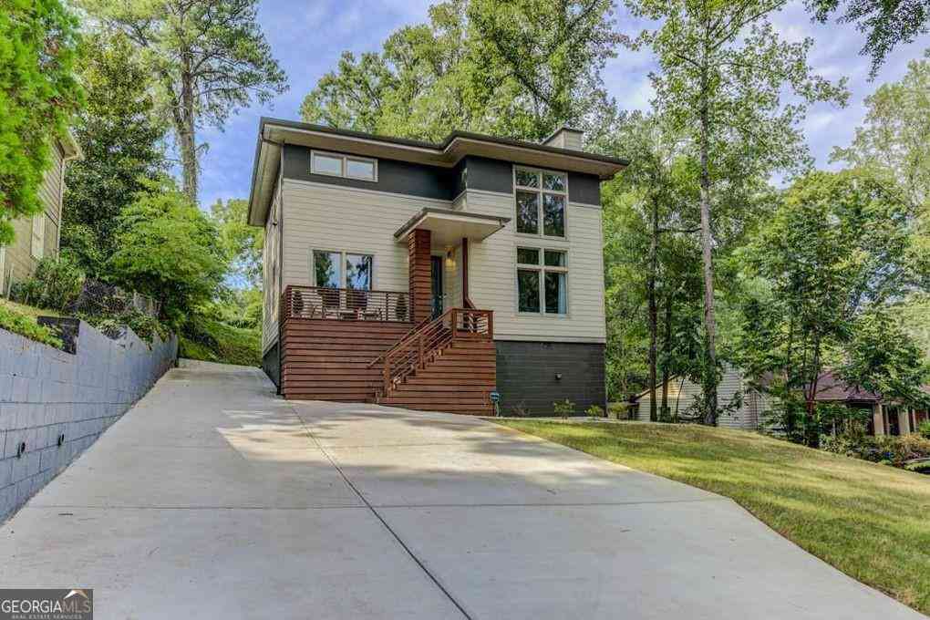 Homes For Rent - 1758 Beacon Hill Boulevard NE<br/> Dekalb County, Atlanta, GA 30329