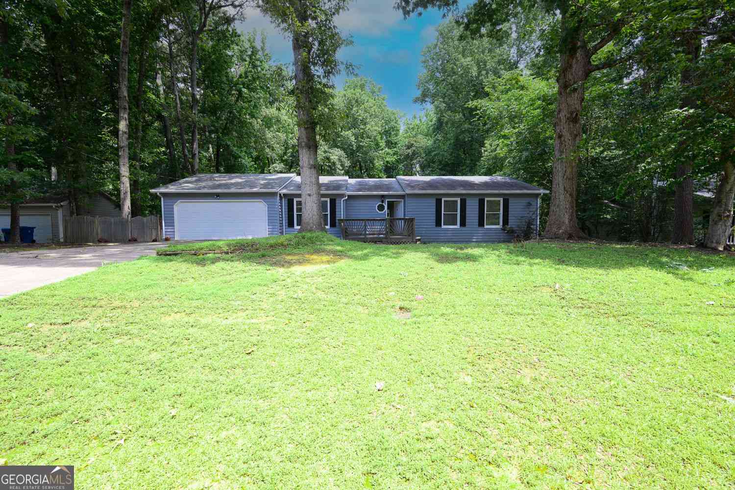 Homes For Rent - 2100 Whitebluff Way NE<br/> Buford, GA 30519