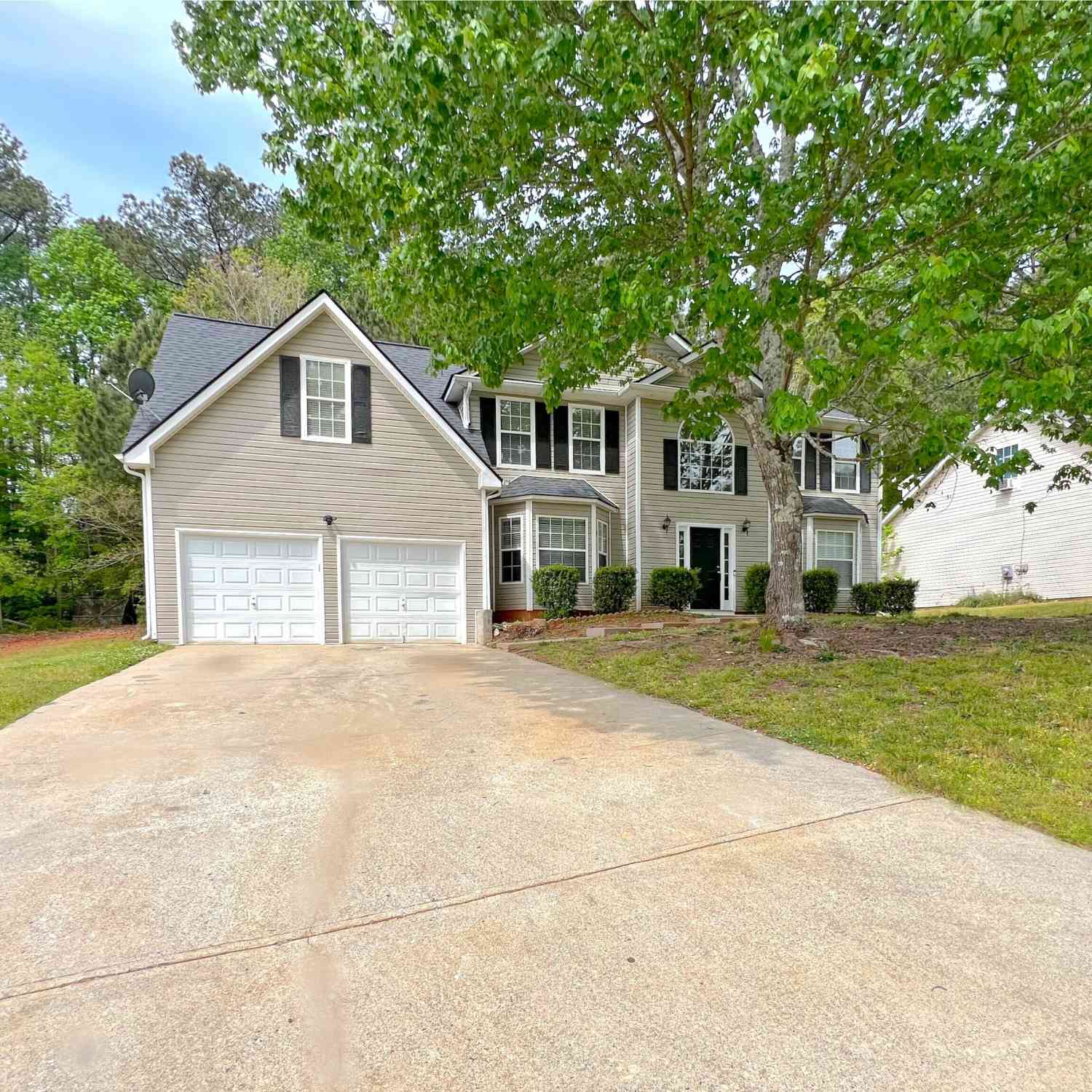 Homes For Rent - 5983 Hitt Lake Trail<br/> Stone Mountain, GA 30087