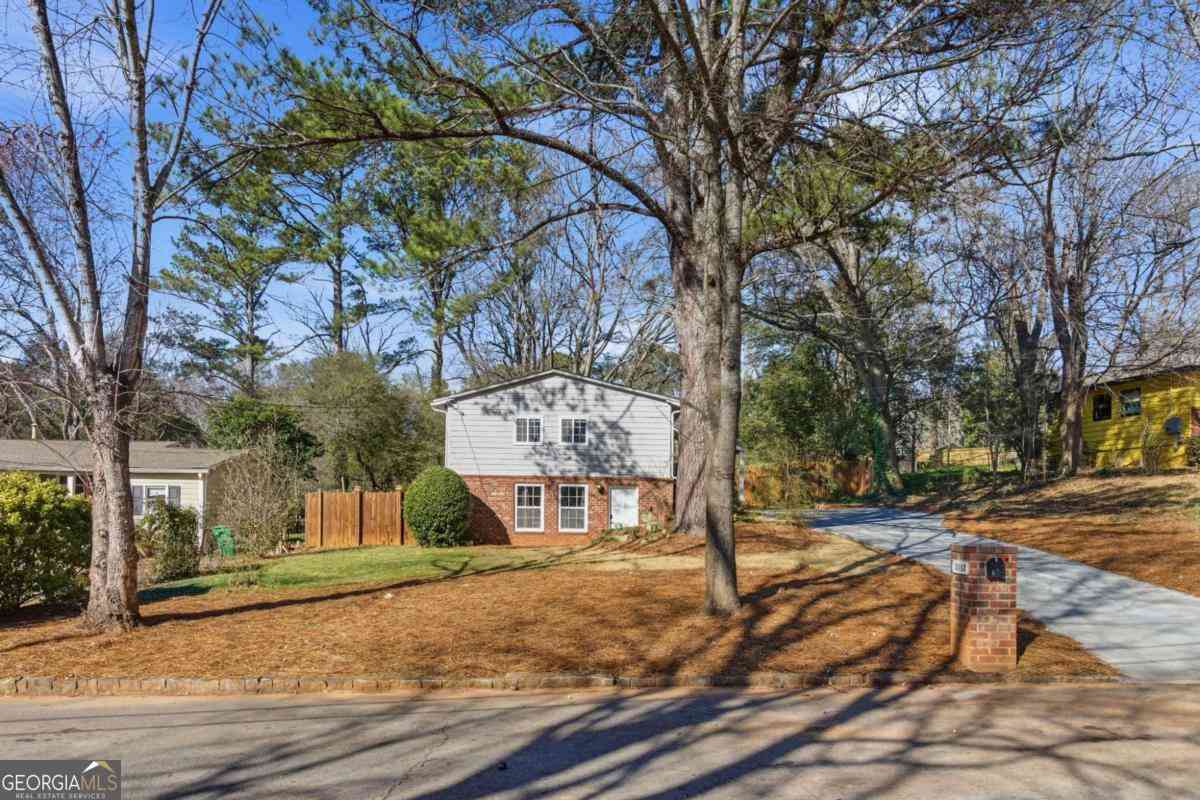 Homes For Rent - 3112 Dove Way<br/> Decatur, GA 30033