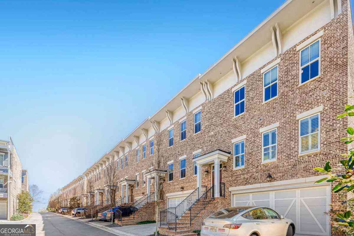 Townhouse For Rent - 1196 John Collier Road #1196<br/> Atlanta, GA 30318