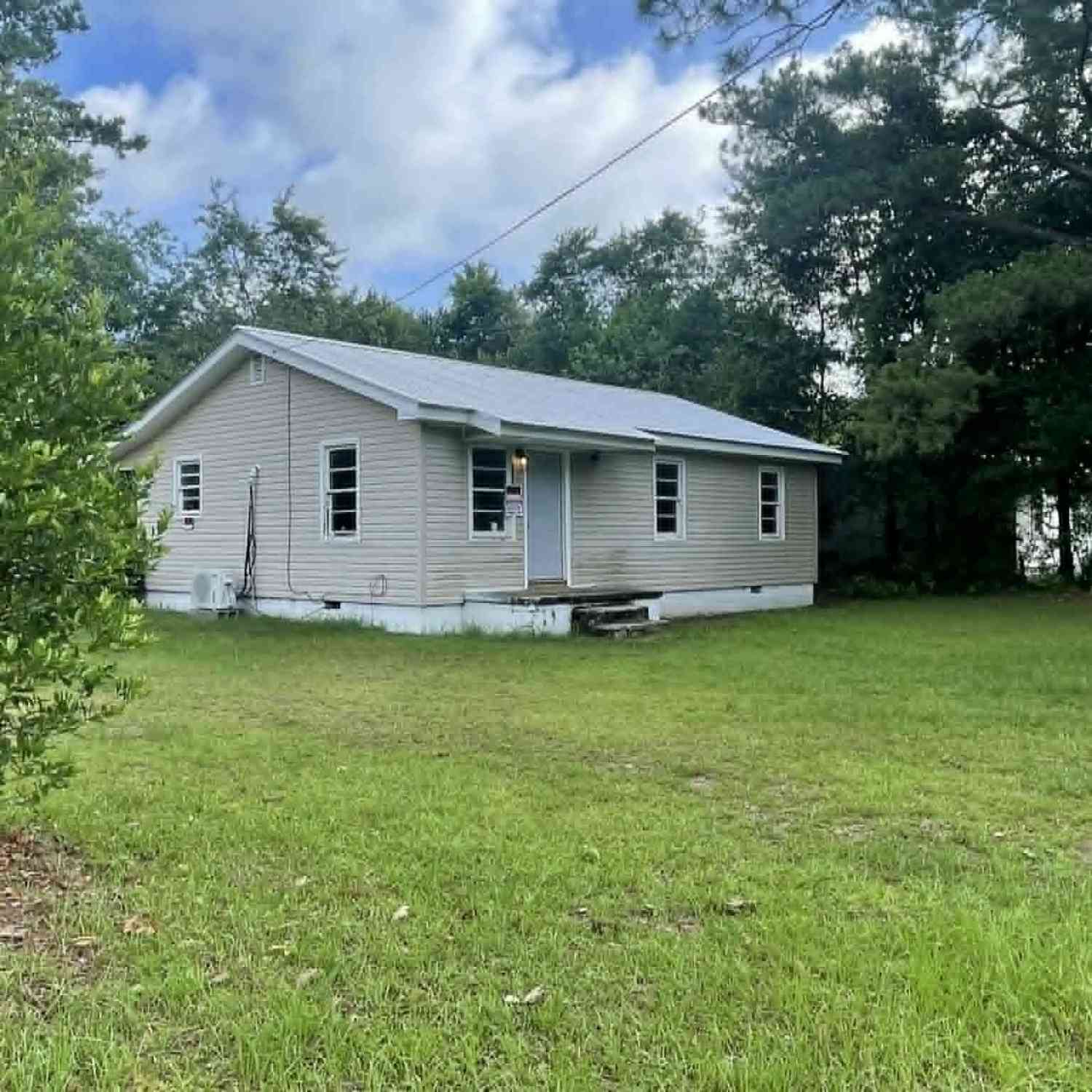 Homes For Rent - 213 Poplar Street<br/> East Dublin, GA 31027